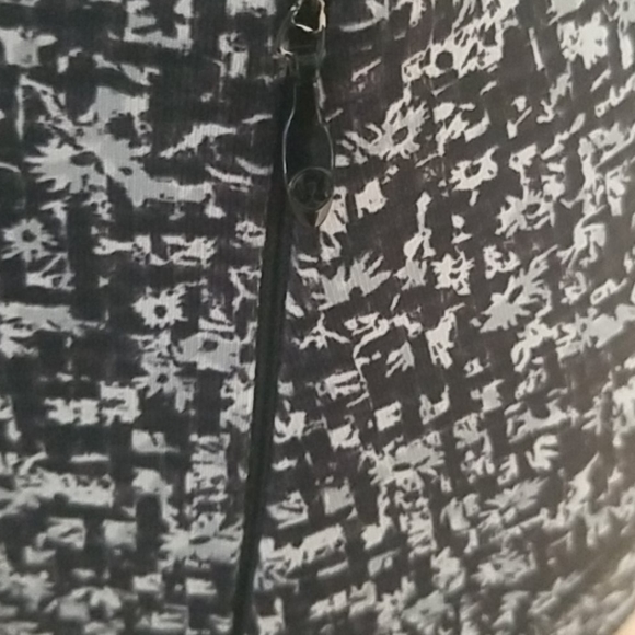 Lululemon cropped leggings - Picture 10 of 16